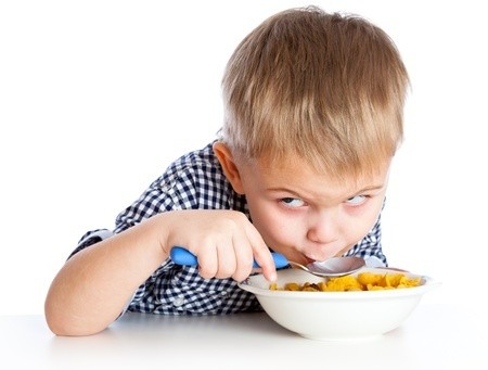 Když dítě nechce jíst