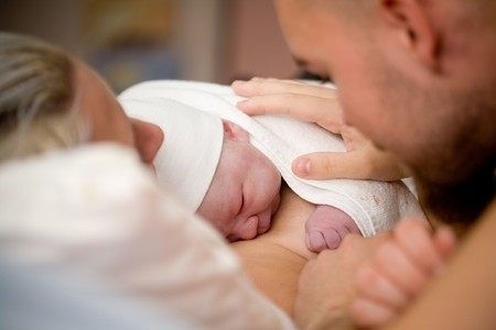 Porod s porodní asistentkou a ambulantní porod