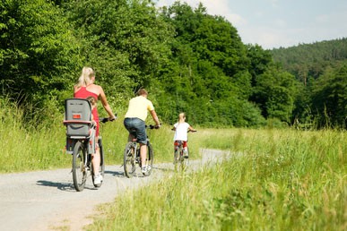 Pěšky nebo na kole s dětmi?